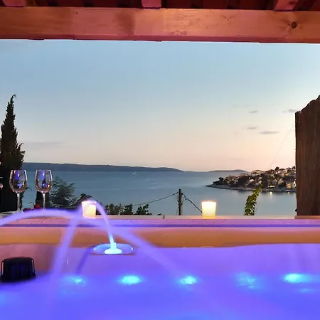 Maestral With Pool Ciovo Villa